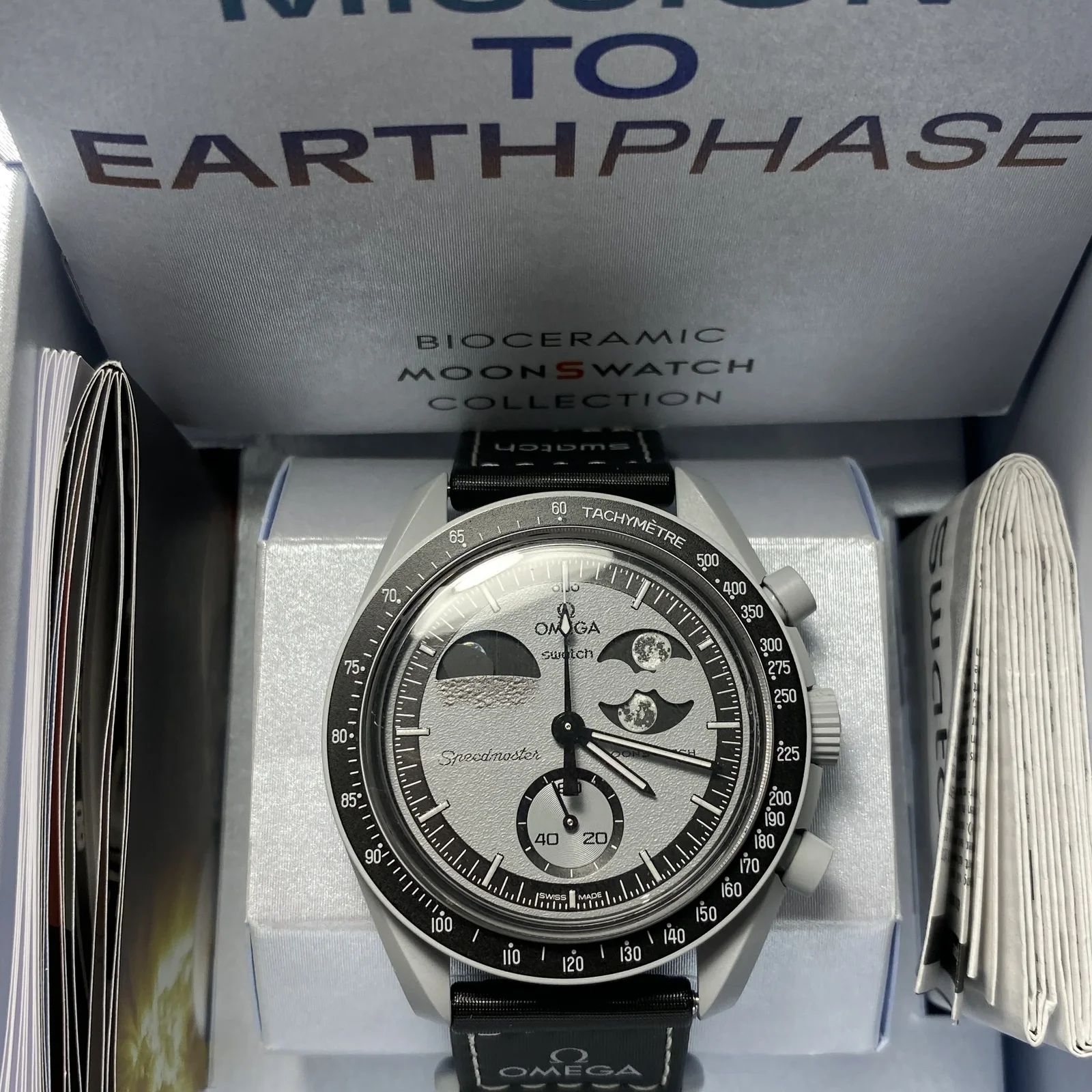 MoonSwatch Mission to Earthphase