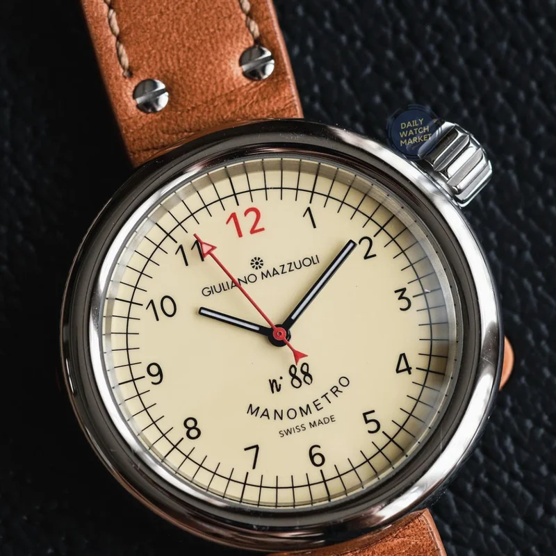 Manometro Polished / Ivory