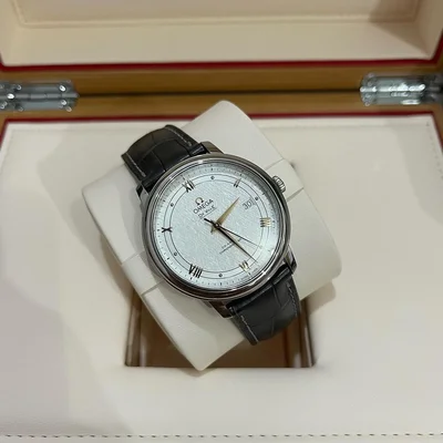 De Ville Prestige Co-Axial 39.5 Stainless Steel / Vintage Silk Silver