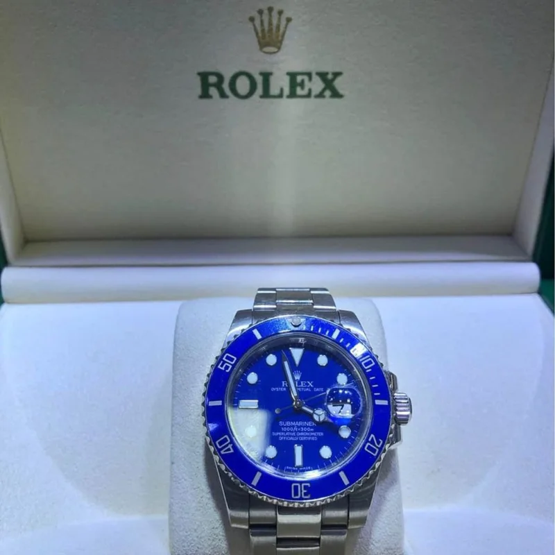 Submariner Date White Gold / Blue