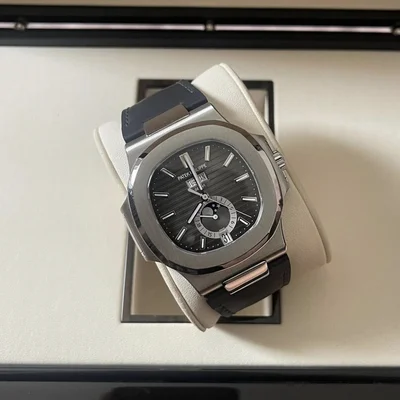Nautilus 5726 Stainless Steel / Black