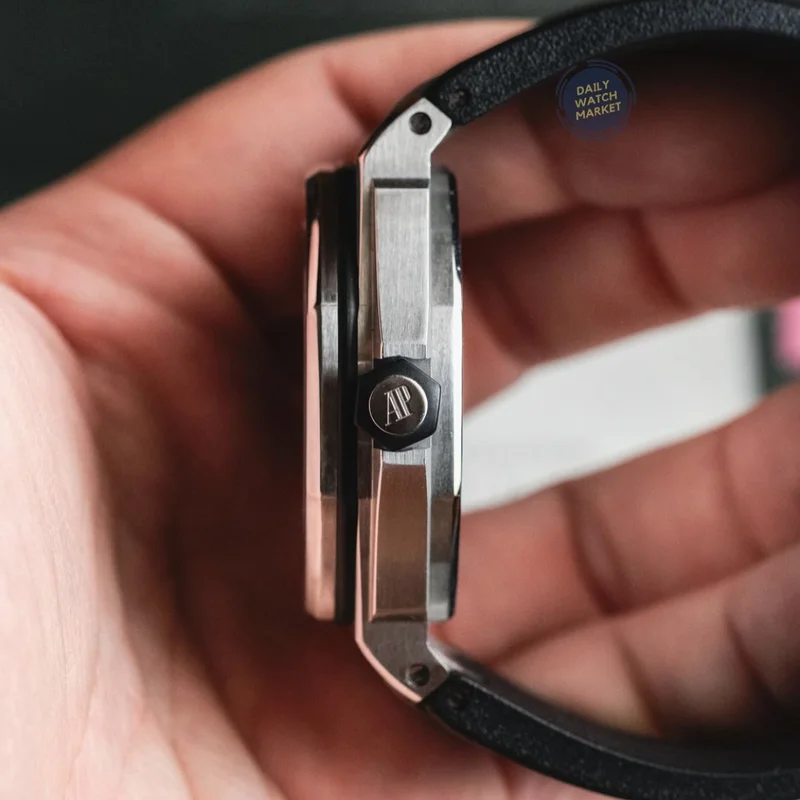 Thumb Royal Oak Offshore Diver Stainless Steel / Black