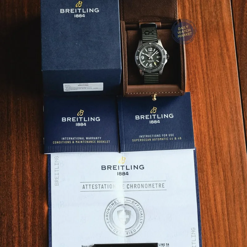 Thumb Superocean 44 Stainless Steel / Green / NATO / OuterKnown