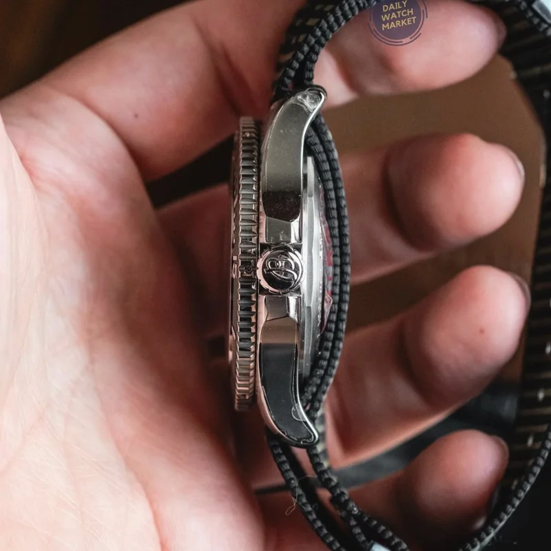 Thumb Superocean 44 Stainless Steel / Green / NATO / OuterKnown