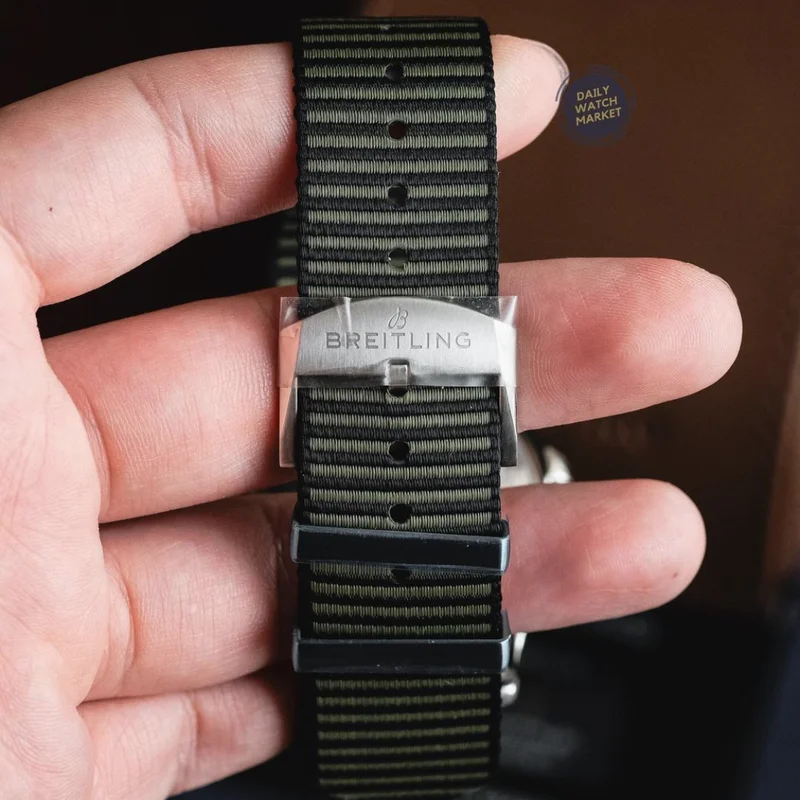 Thumb Superocean 44 Stainless Steel / Green / NATO / OuterKnown