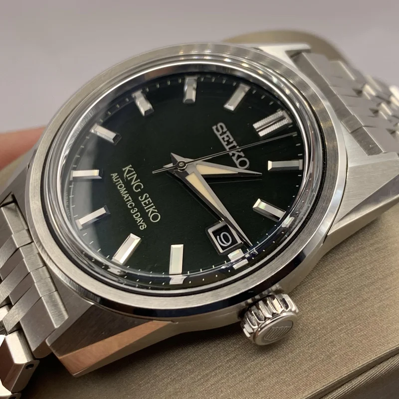 Thumb King Seiko SPB391 Green Automatic