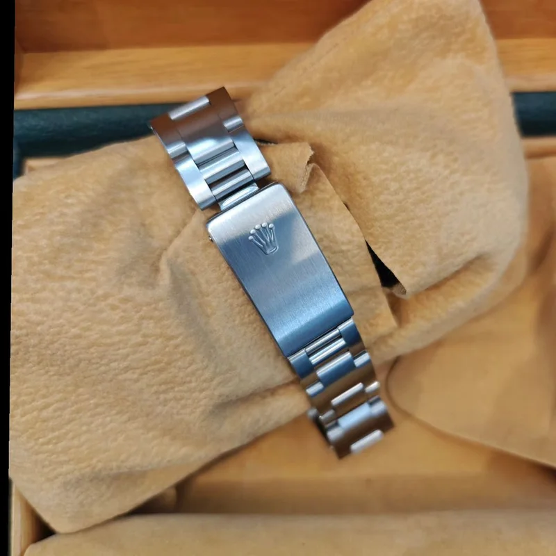 Thumb Rolex Oyster Perpetual Date 34 15210