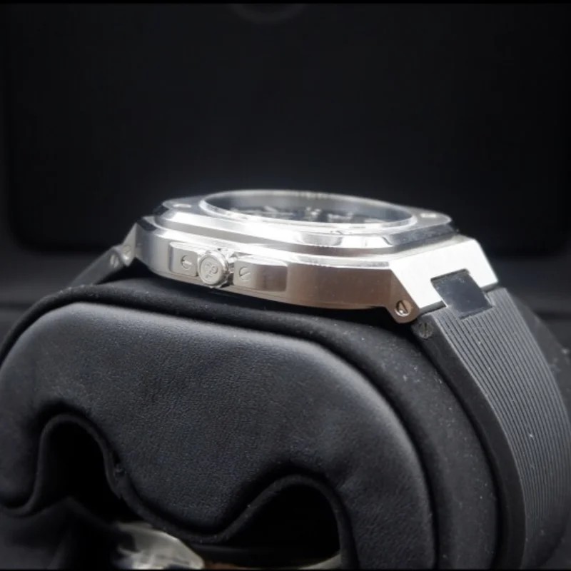 Thumb BR 05 Stainless Steel / Black / Rubber