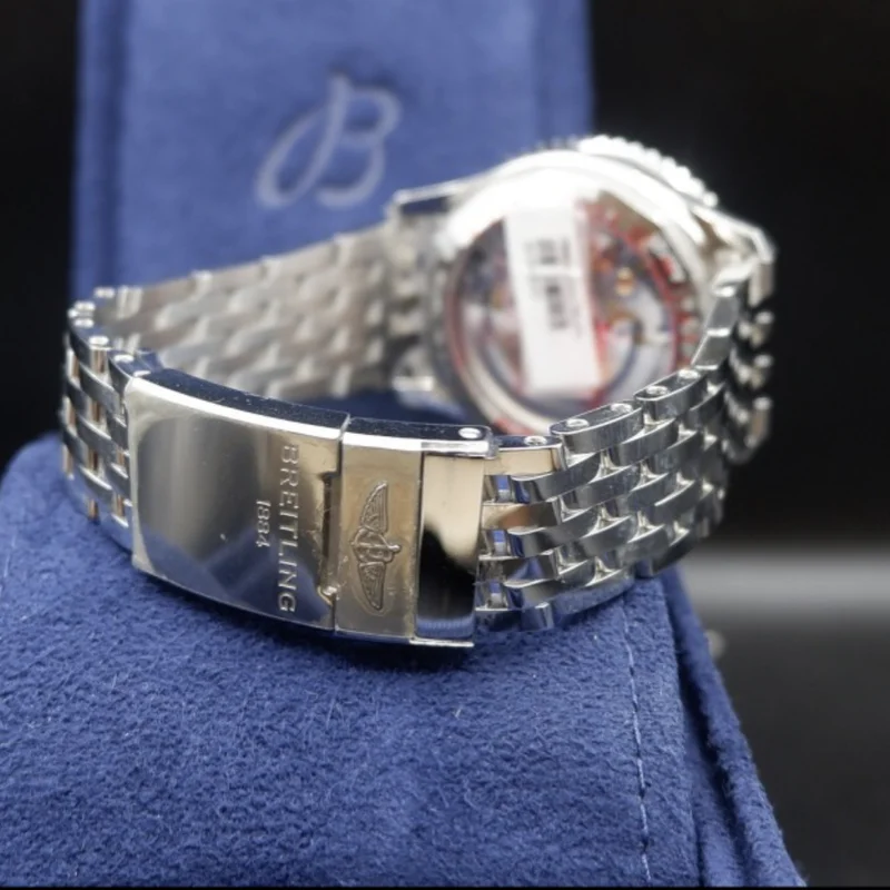 Thumb Navitimer 1 B01 Chronograph 43 Stainless Steel / Silver / Bracelet