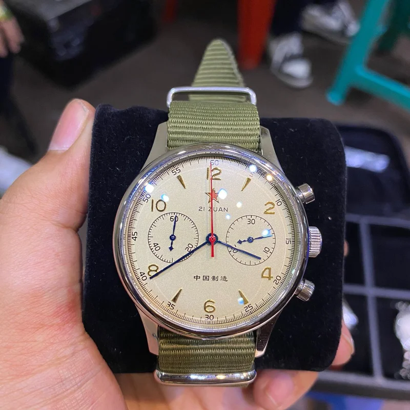 Thumb Pilot Chronograph