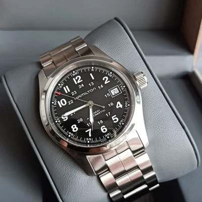 Khaki Field Automatic 38 Stainless Steel / Black / Bracelet