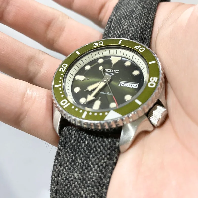 Thumb 5 Sports Suits Style Stainless Steel / Green / Mesh