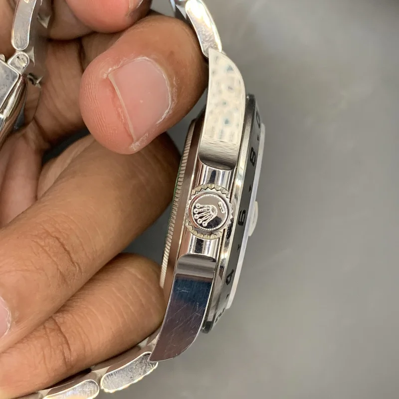 Thumb Explorer II Stainless Steel / White