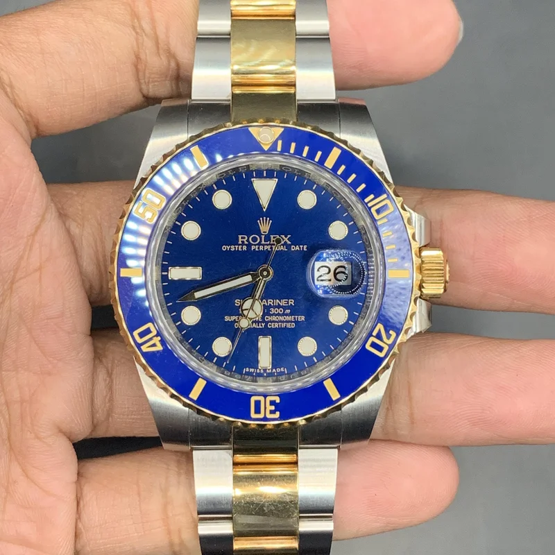 Thumb Submariner Date Rolesor / Blue / Cerachrom