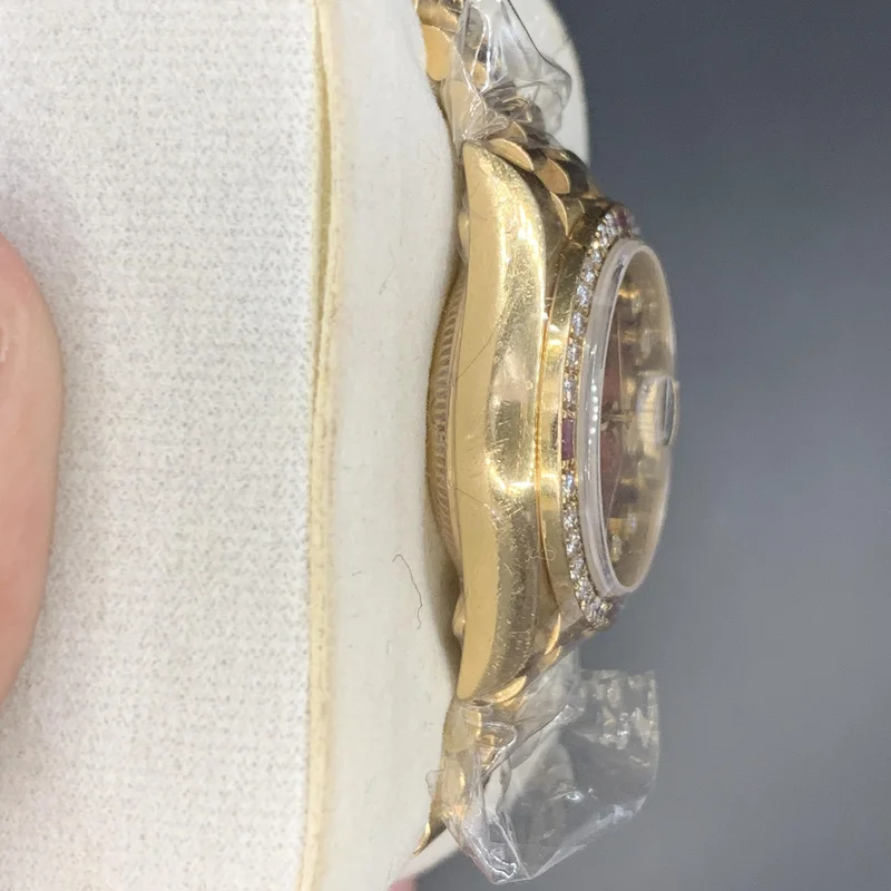 Thumb Datejust 26 Full Yellowgold Red Vignette Factory Ruby Diamond Bezel