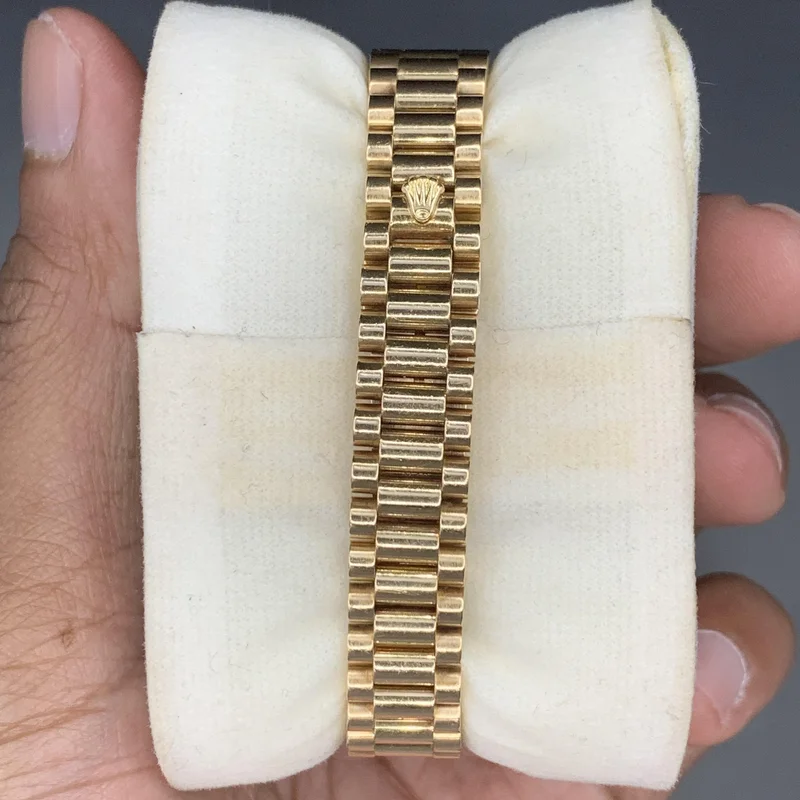 Thumb Datejust 26 Full Yellowgold Red Vignette Factory Ruby Diamond Bezel