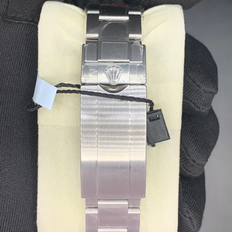 Thumb Submariner Date 41 Stainless Steel / Black / Cerachrom