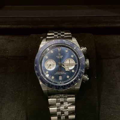 Heritage Black Bay Chrono Blue / Bracelet