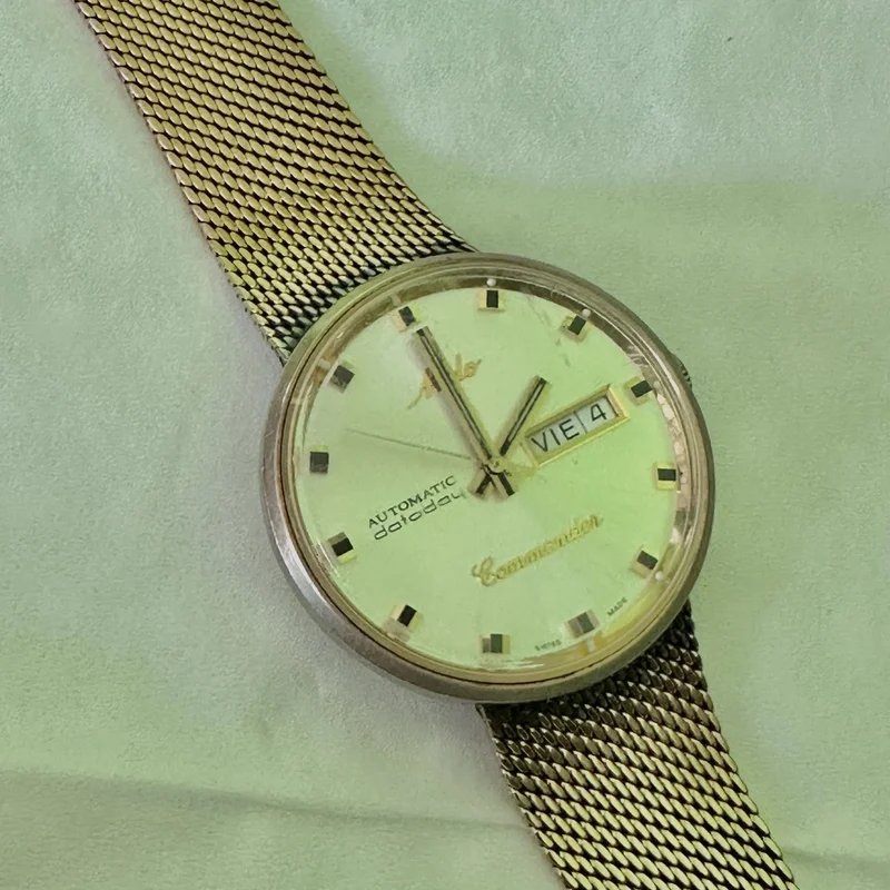 Commander 1959 Yellow Gold / Champagne / Bracelet