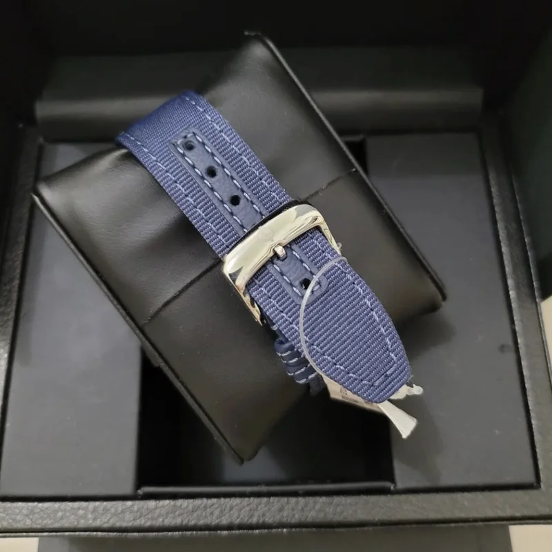 Thumb Classima Automatic 42 Red