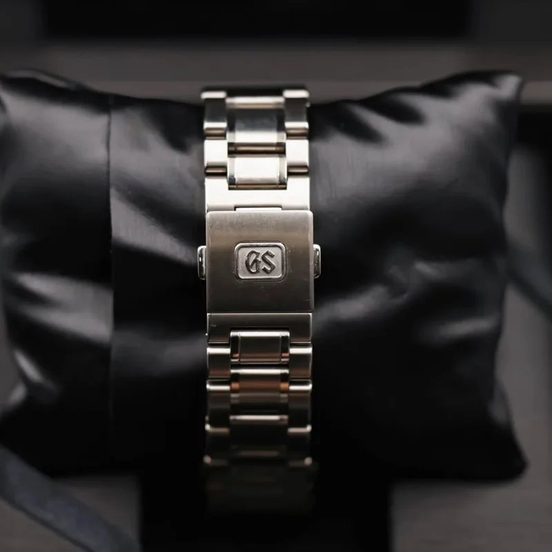 Thumb Spring Drive Stainless Steel / Snowflake / Bracelet