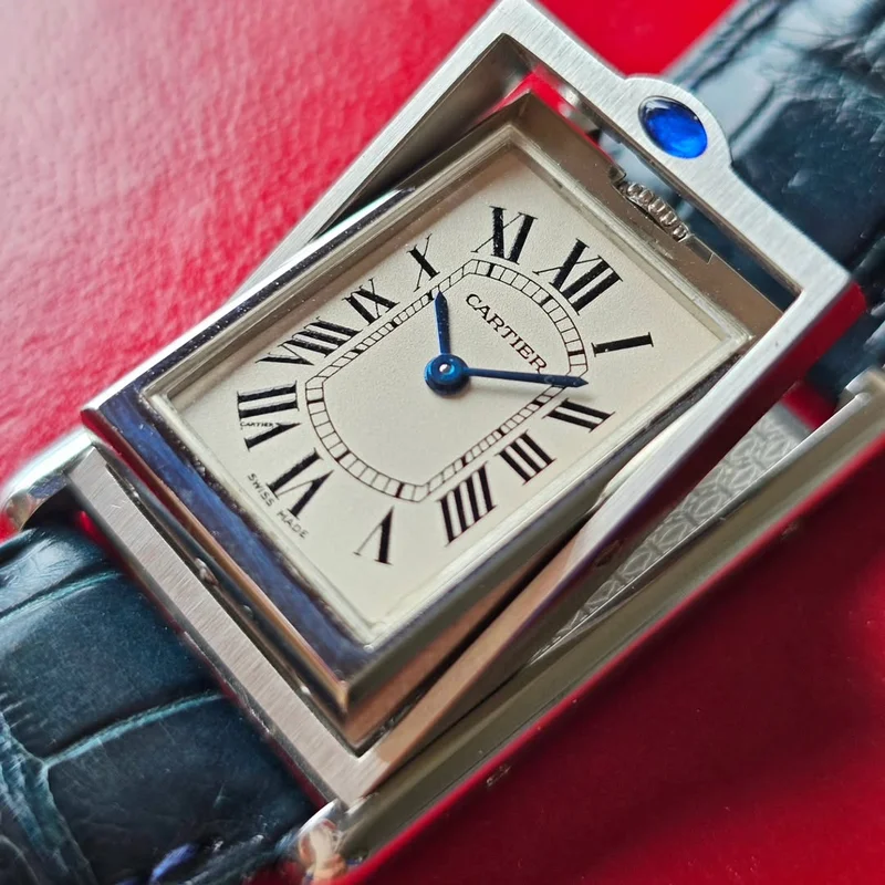 Thumb Tank Basculante Quartz