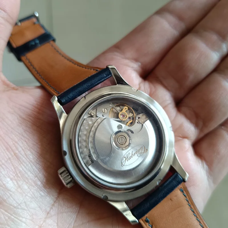 Thumb Jumping Second Calendar