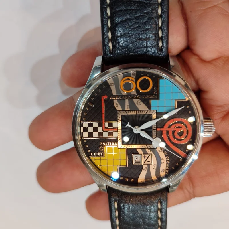 Plus-Minus Avantgarde Black Automatic