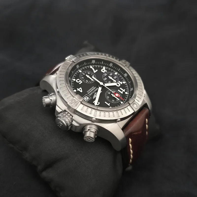 Thumb Avenger 44 Titanium Grey