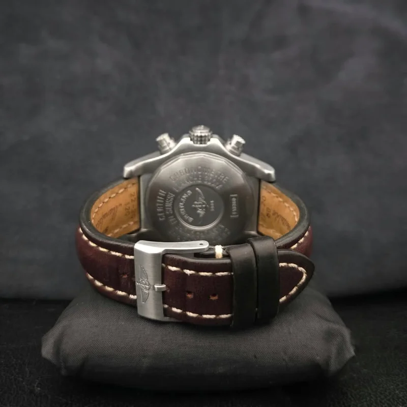 Thumb Avenger 44 Titanium Grey