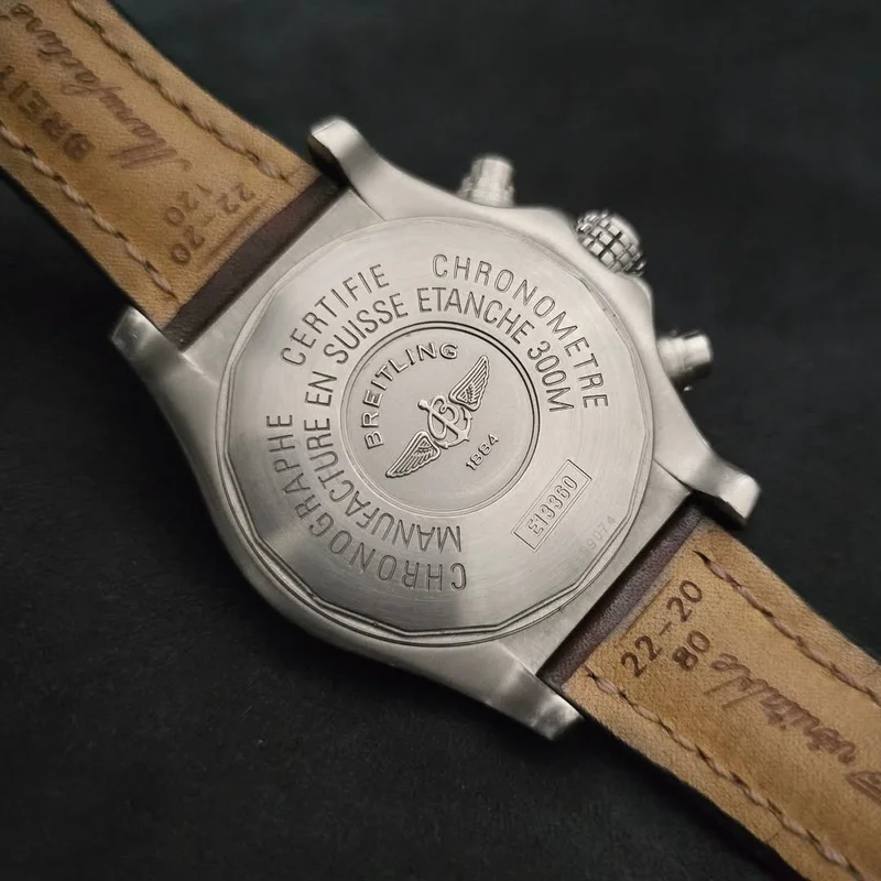 Thumb Avenger 44 Titanium Grey