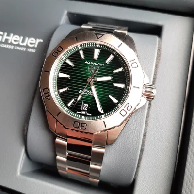 Aquaracer Professional 200 Automatic 40 Stainless Steel / Green