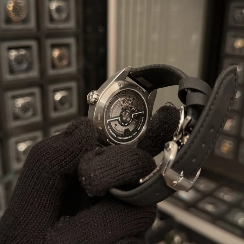 Thumb PILOT Automatic Stainless Steel / Black