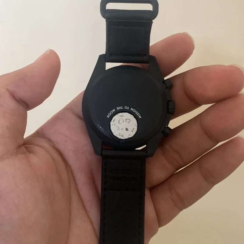 Thumb MoonSwatch Mission to the Moon