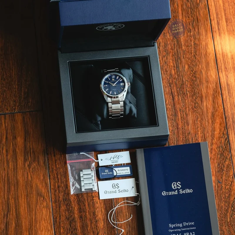 Thumb Spring Drive Evolution 9 Stainless Steel / Lake Suwa / Bracelet