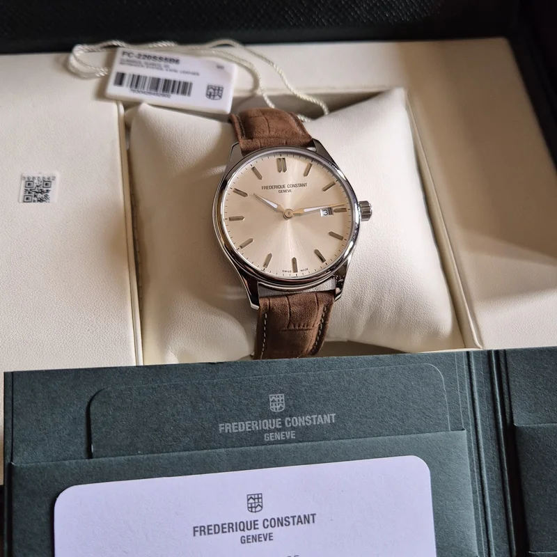 Thumb Classic Quartz Silver