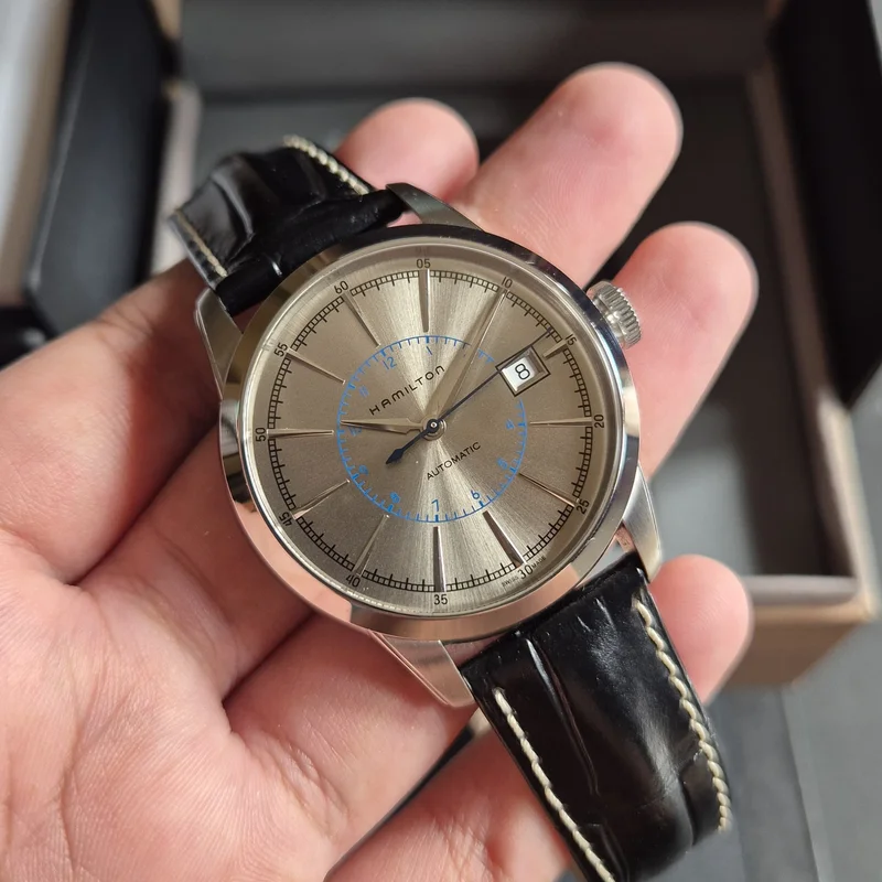 Railroad 40 Auto Stainless Steel / Silver