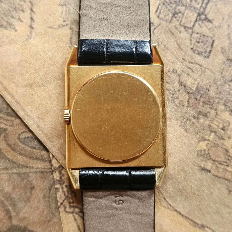 Thumb 18K 'Tank Skater' 3491 Manual Winding