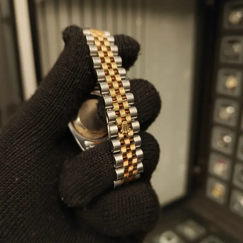 Thumb Datejust 31 Rolesor Yellow Fluted / Jubilee / Black