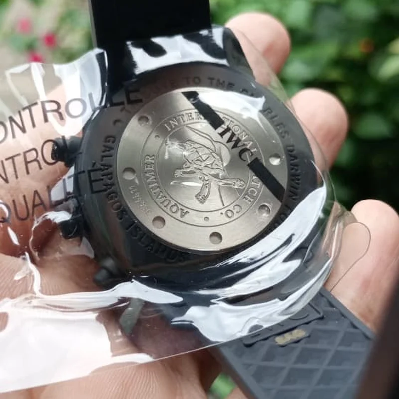 Thumb Aquatimer Chronograph Stainless Steel / Black / Rubber / Galapagos Islands