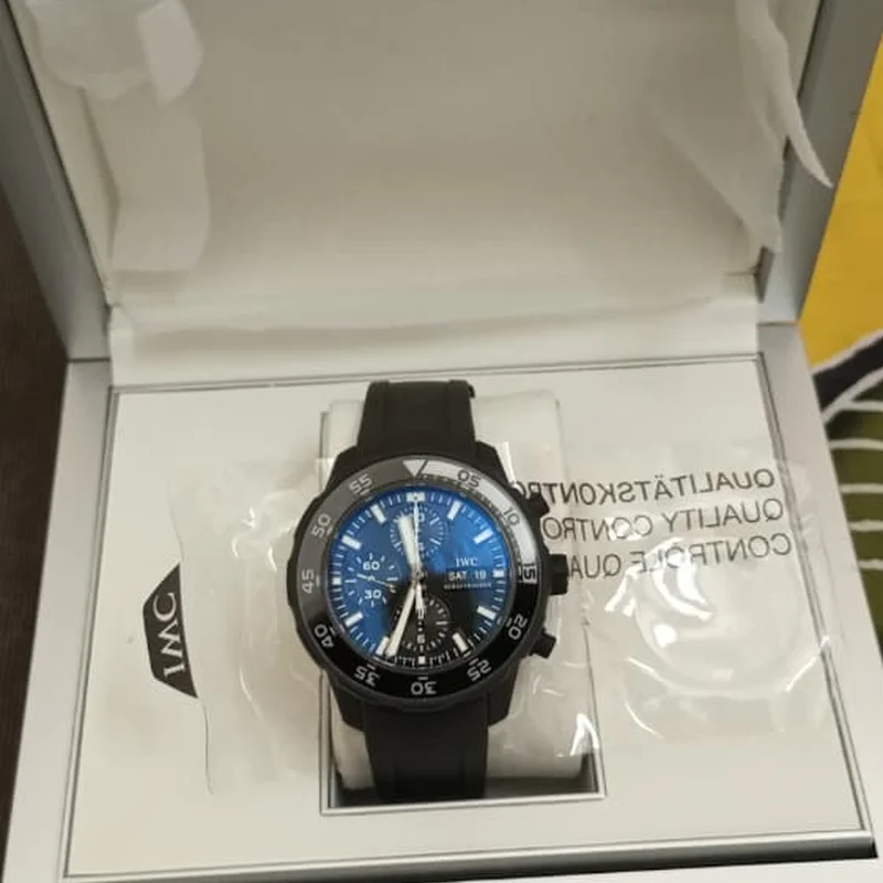 Thumb Aquatimer Chronograph Stainless Steel / Black / Rubber / Galapagos Islands