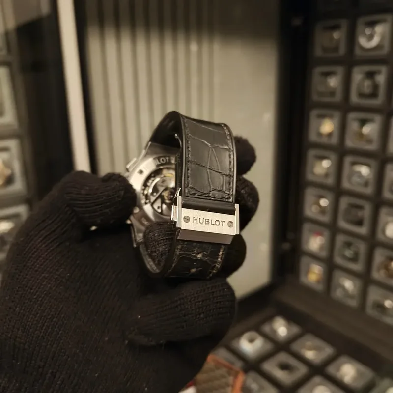 Thumb Classic Fusion 42 Chronograph Titanium / Opalin / Alligator