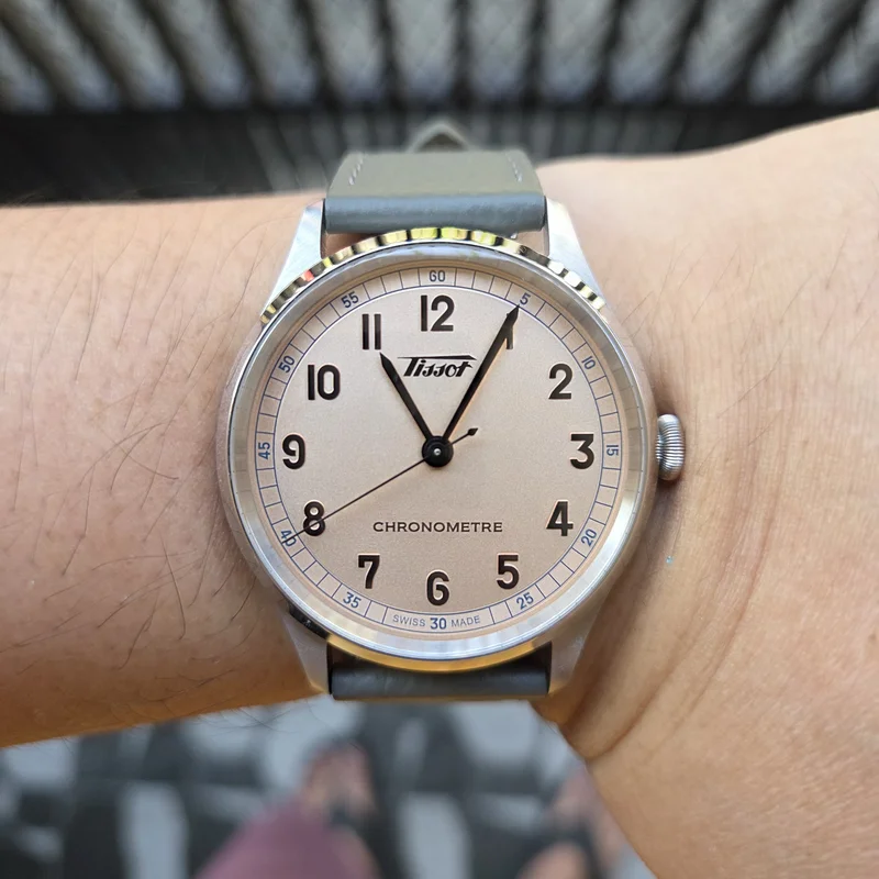 Thumb Heritage 1938 Stainless Steel / Beige