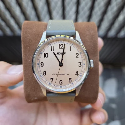 Heritage 1938 Stainless Steel / Beige