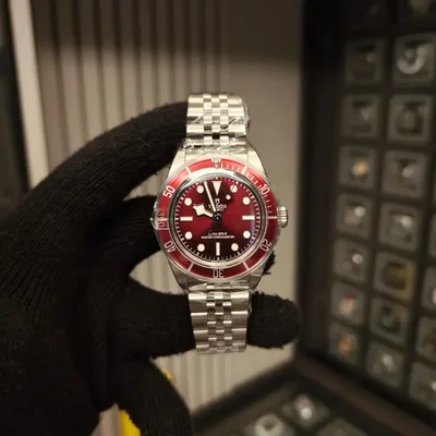 Black Bay Fifty-Eight Stainless Steel Burgundy 