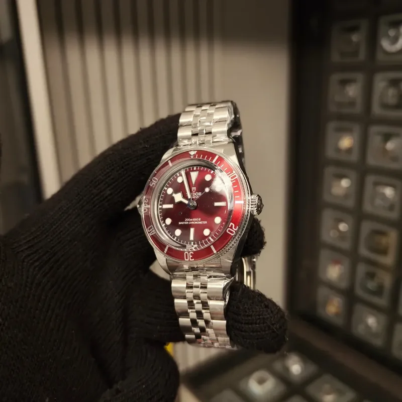 Thumb Black Bay Fifty-Eight Stainless Steel Burgundy 