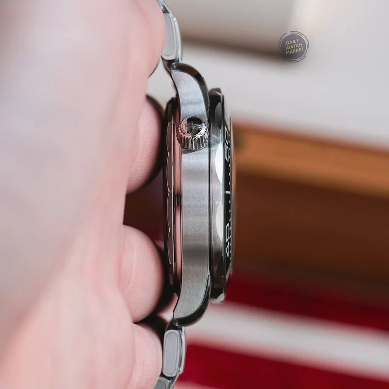 Thumb Seamaster Diver 300M Master Co-Axial 42 Stainless Steel / Black / Bracelet