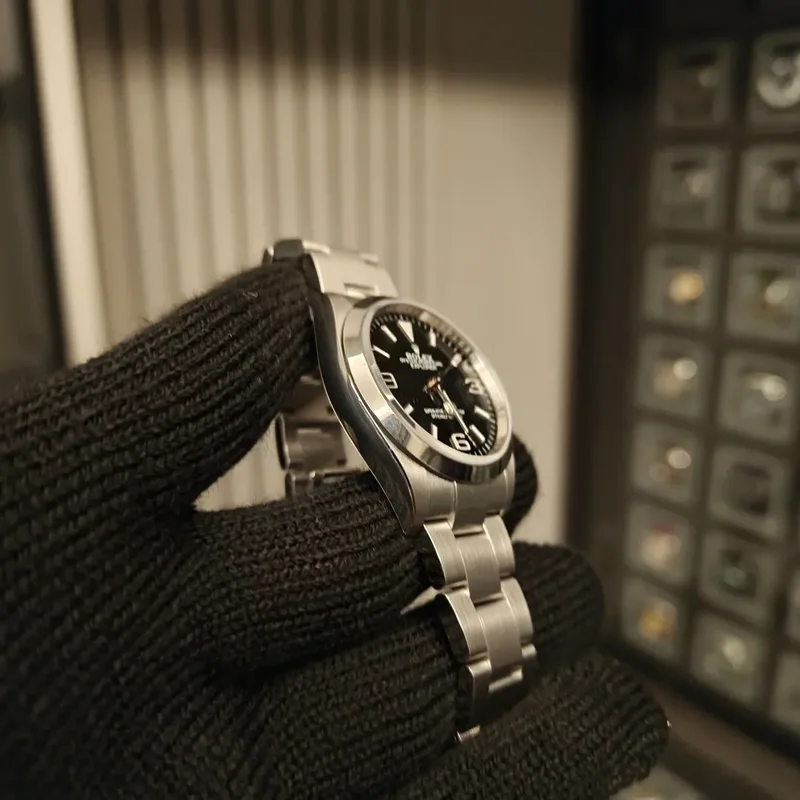 Thumb Explorer 36 Stainless Steel