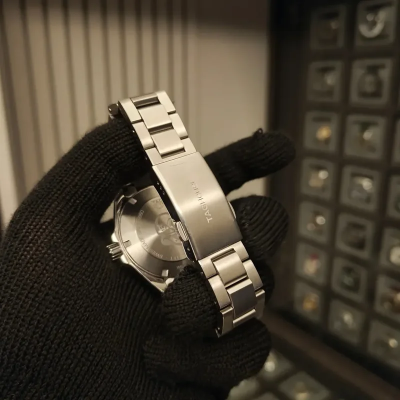 Thumb Aquracer 300M Calibre 5 43 Stainless Steel / White / Bracelet