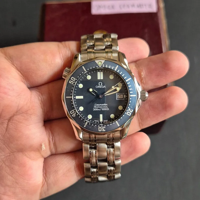 Thumb Seamaster Diver 300M Quartz 36.25 Stainless Steel / Blue / Bracelet